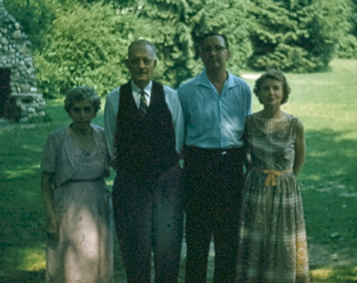 Lily Knight, Fred Knight, Raymond Knight, Alda Knight
Rebecca, 9/2/08