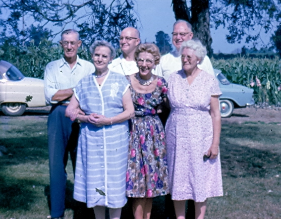 Knight Siblings:
Ozro, Demia, Alvah, Oda, Ralph, Ruby