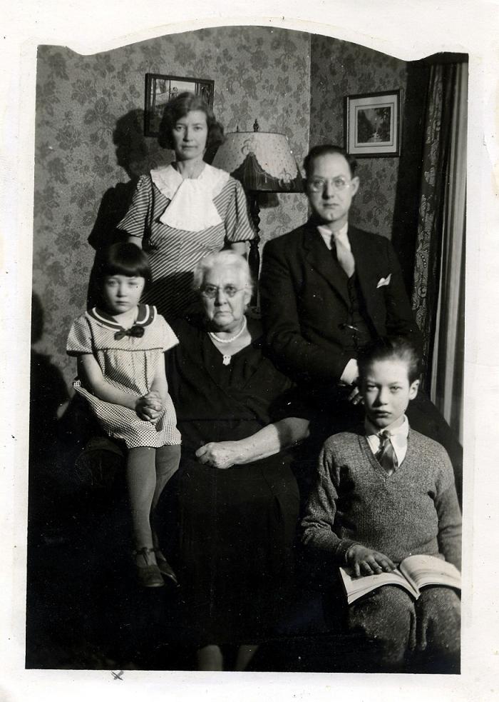 Jeannine Knight Shaw, Flora Smith Knight, Rosa Hickox Knight, Ralph R. Knight, Ralph Edward Knight